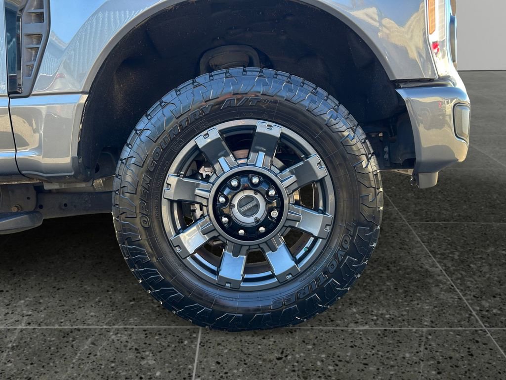Used 2023 Ford F250 Lariat w/ Sport Appearance Package AWD/4WD image 10