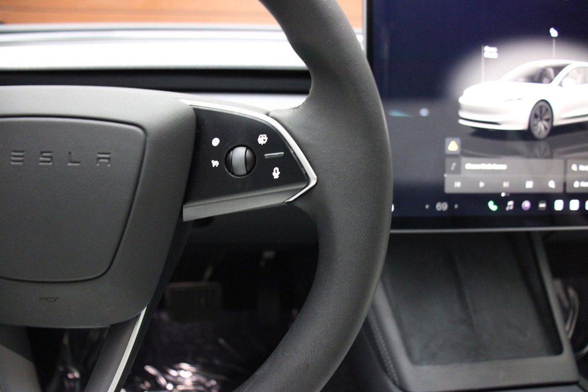 Used 2024 Tesla Model 3 Long Range RWD image 45