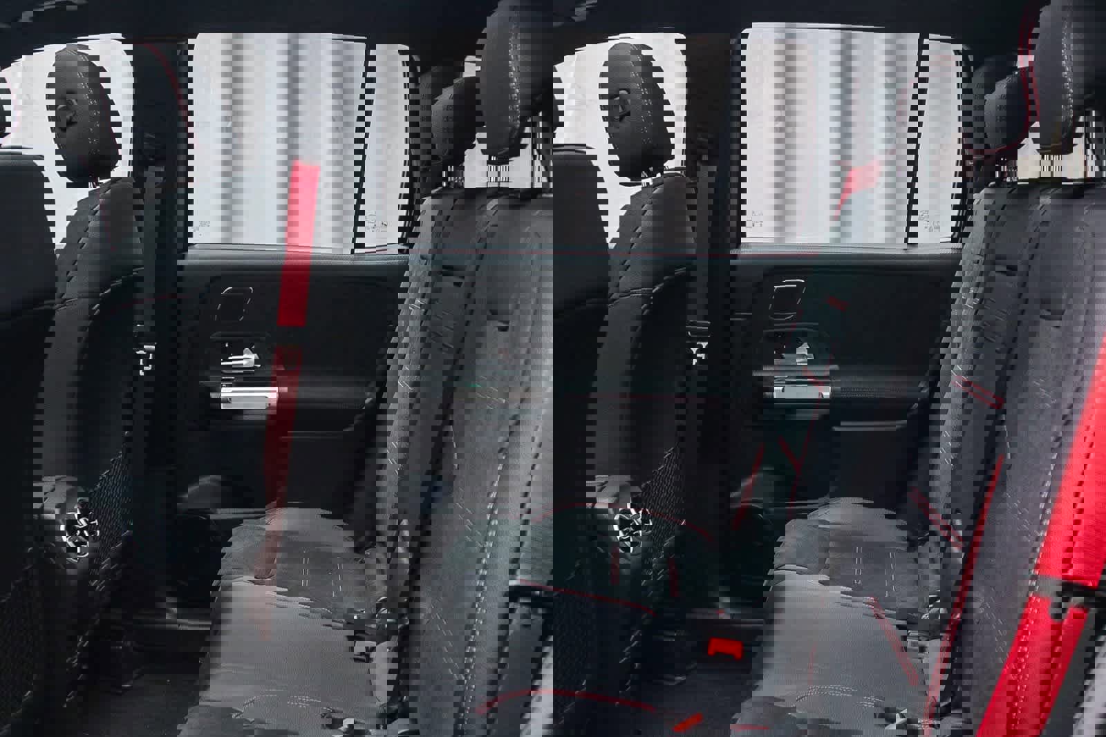 New 2025 Mercedes-Benz GLB 35 AMG 4MATIC image 20