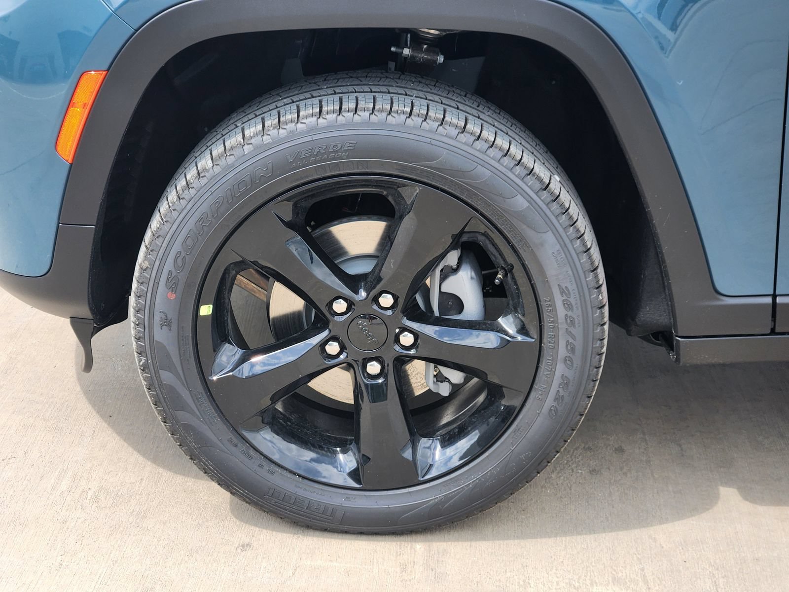 New 2026 Jeep Grand Cherokee Limited w/ Limited Altitude Package RWD image 11