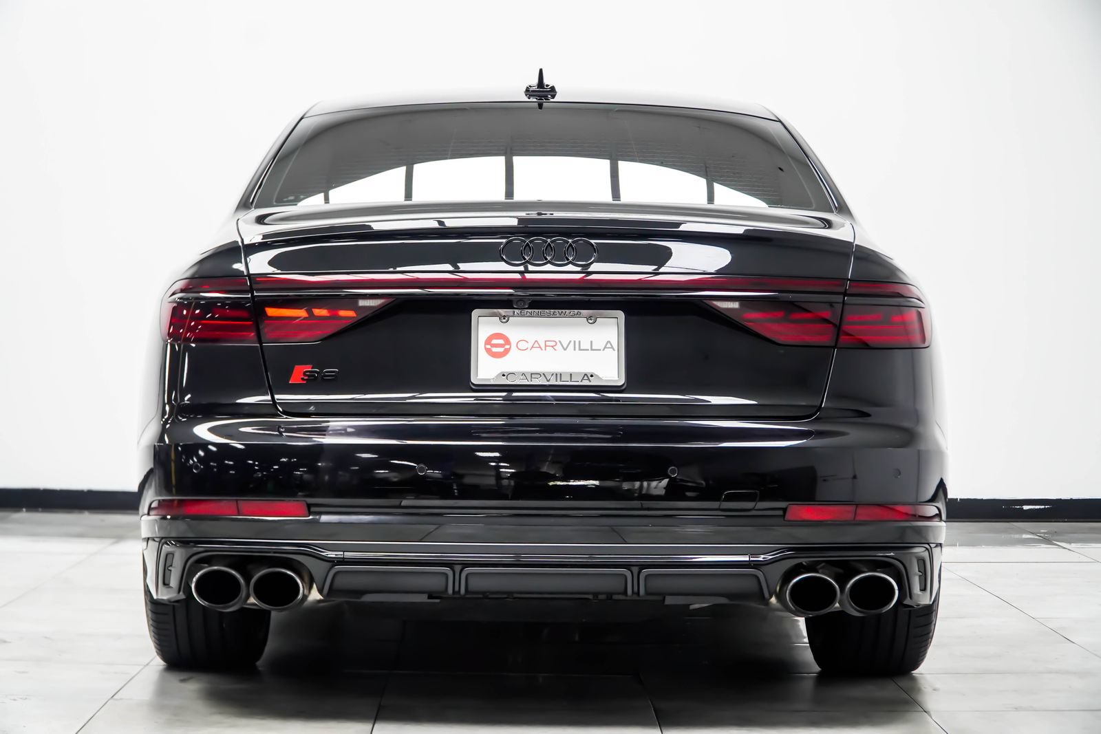 Used 2024 Audi S8 w/ S8 Comfort Plus Package AWD/4WD image 17