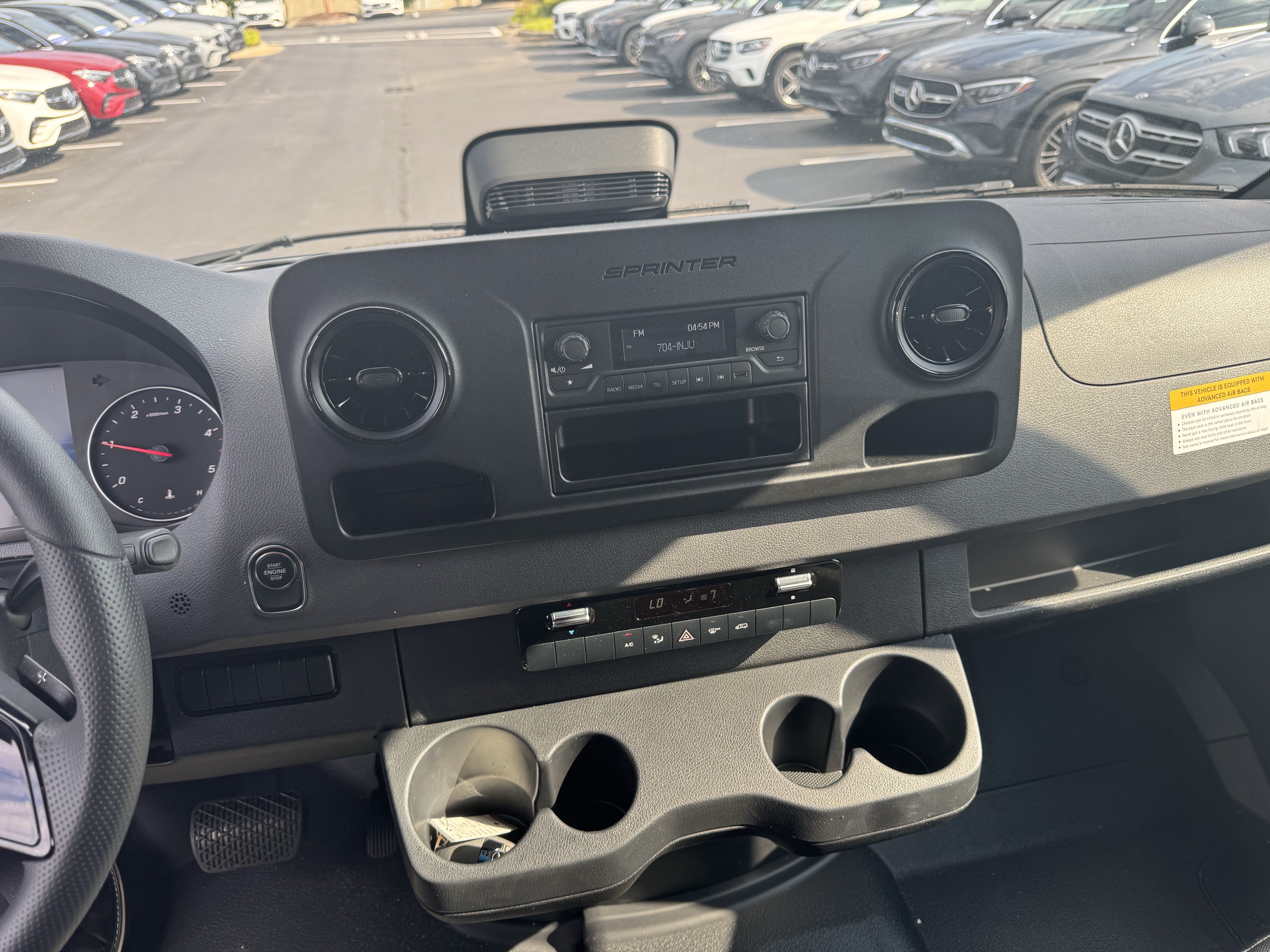 Used 2025 Mercedes-Benz Sprinter 2500 image 31