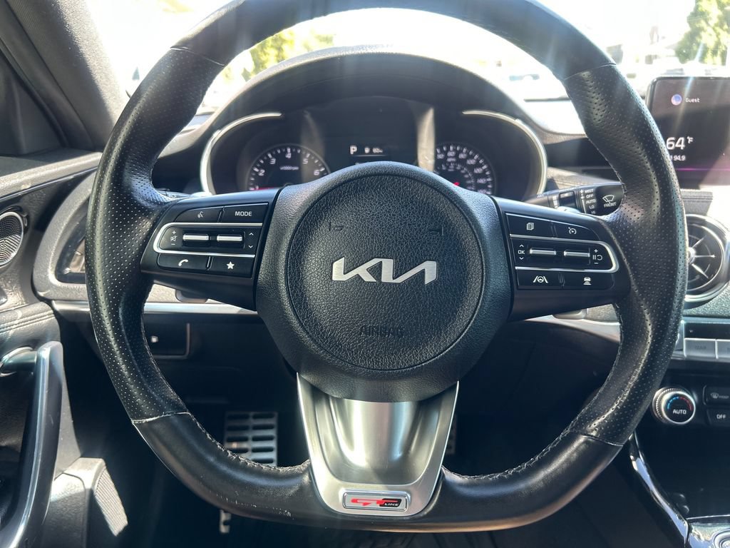 Used 2022 Kia Stinger GT-Line AWD/4WD image 17