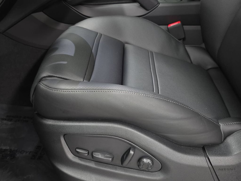 New 2026 Porsche Cayenne S AWD/4WD image 24