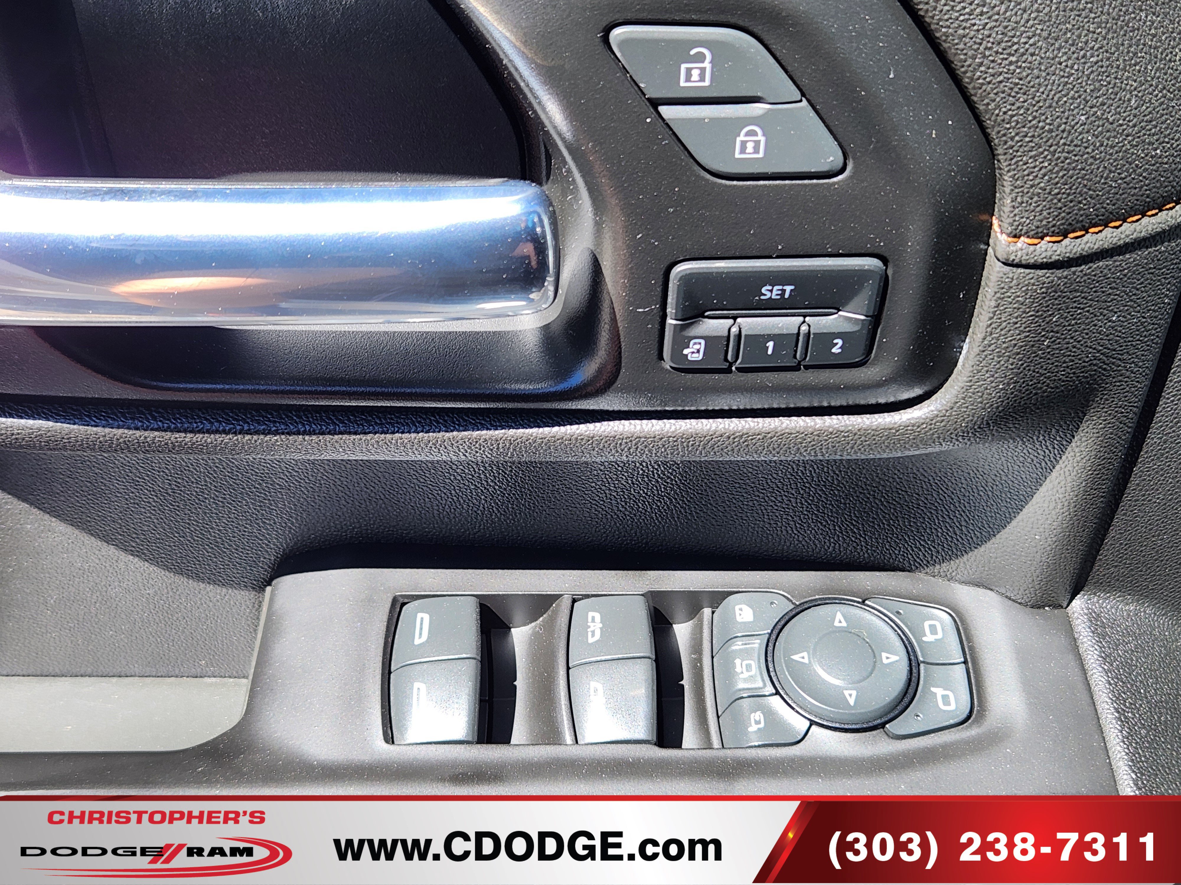 Used 2021 GMC Sierra 2500 AT4 AWD/4WD image 16