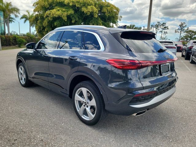 Certified 2025 Audi Q5 Premium Plus w/ Premium Plus image 5