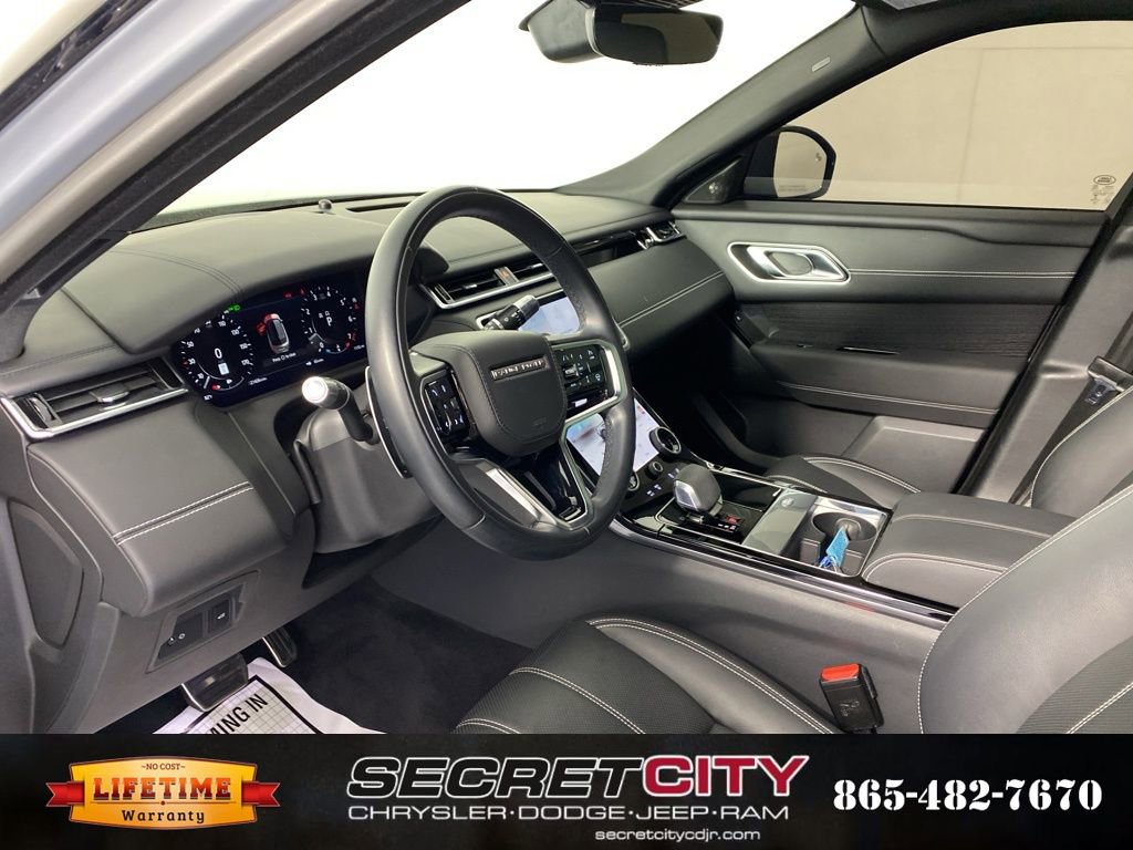 Used 2023 Land Rover Range Rover Velar R-Dynamic S image 11