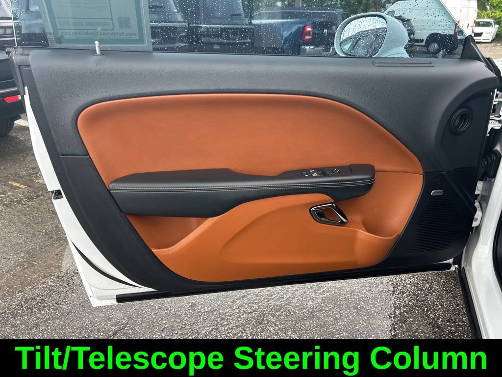 Used 2019 Dodge Challenger SRT Hellcat RWD image 30