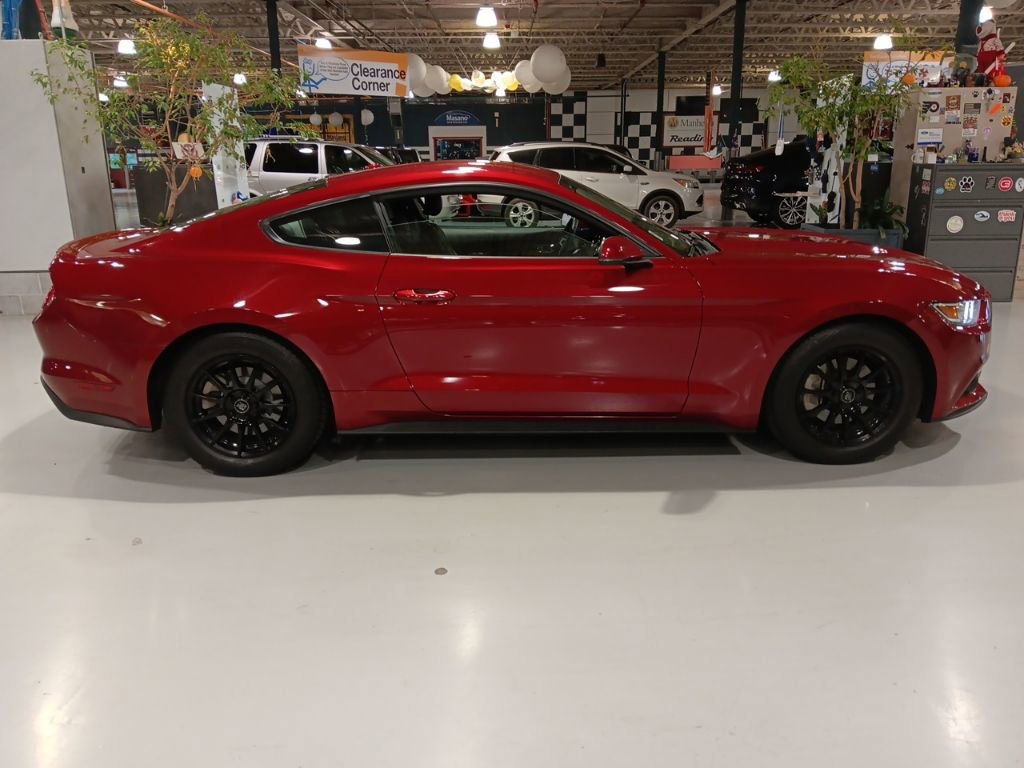 Used 2015 Ford Mustang Premium w/ Equipment Group 201A image 5