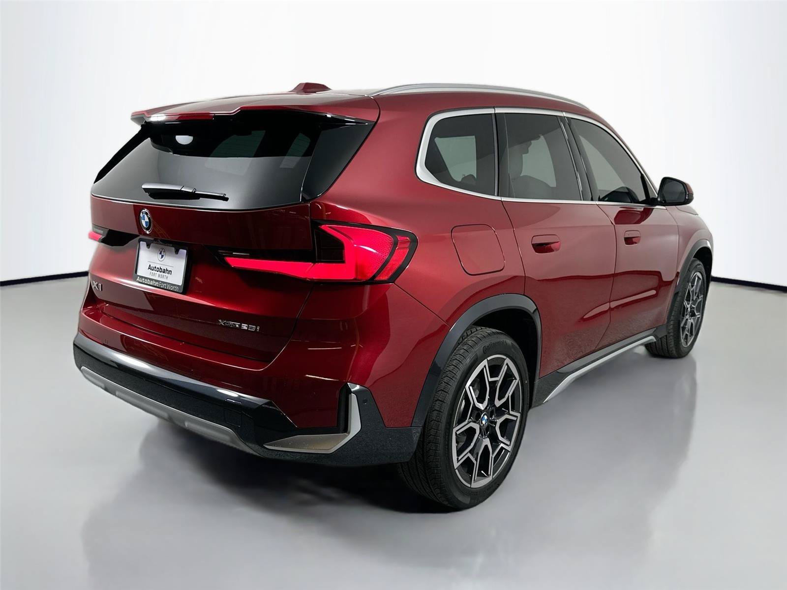 New 2026 BMW X1 xDrive28i w/ Convenience Package AWD/4WD image 10