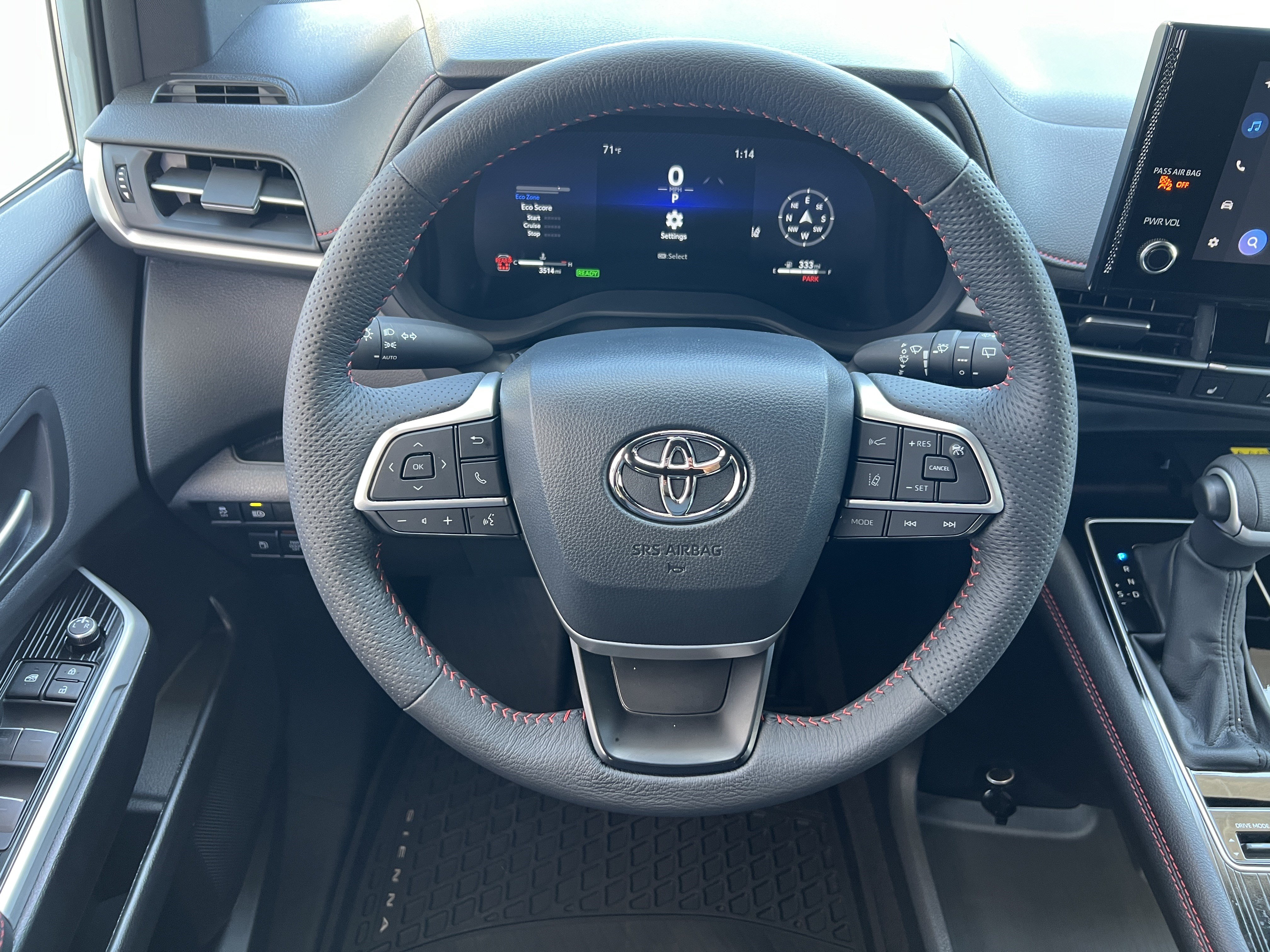 Used 2025 Toyota Sienna XSE AWD/4WD image 23