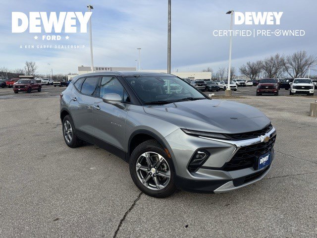 Used 2023 Chevrolet Blazer LT image 1