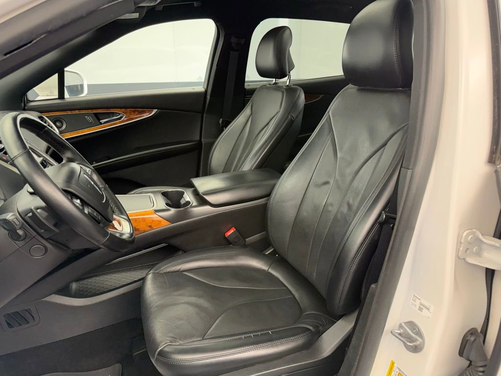 Used 2019 Lincoln Nautilus Reserve image 40