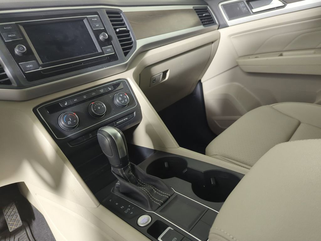 Used 2022 Volkswagen Atlas SE image 19