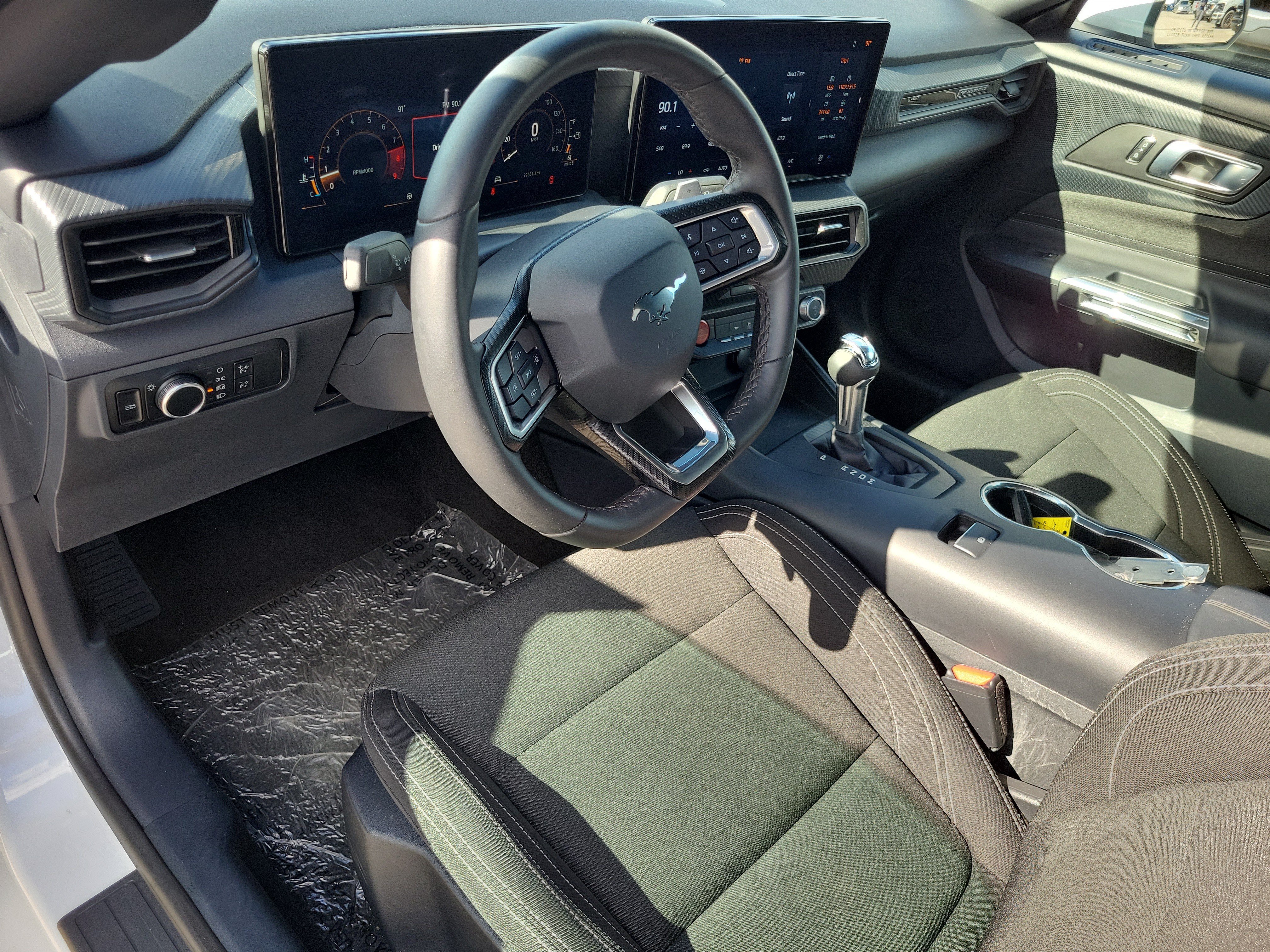 Used 2024 Ford Mustang GT RWD image 9