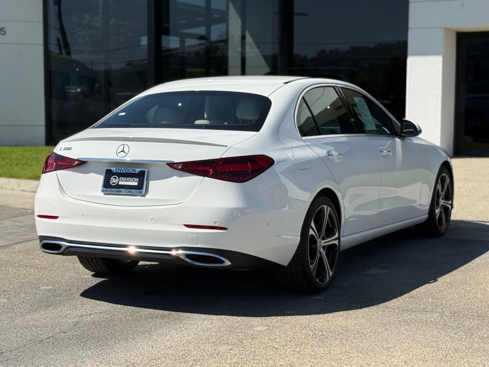 Used 2024 Mercedes-Benz C 300 Sedan image 16