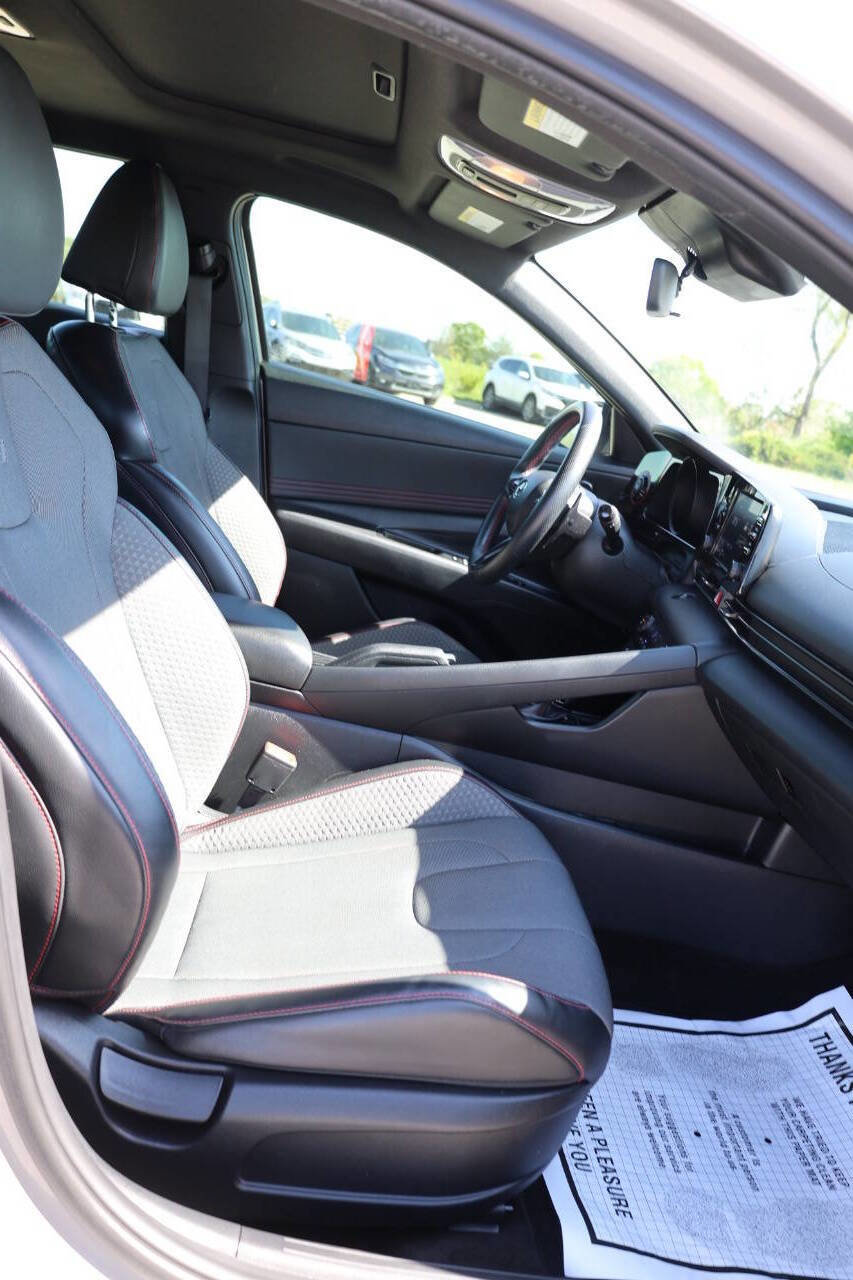 Used 2022 Hyundai Elantra N Line w/ Cargo Package FWD image 15