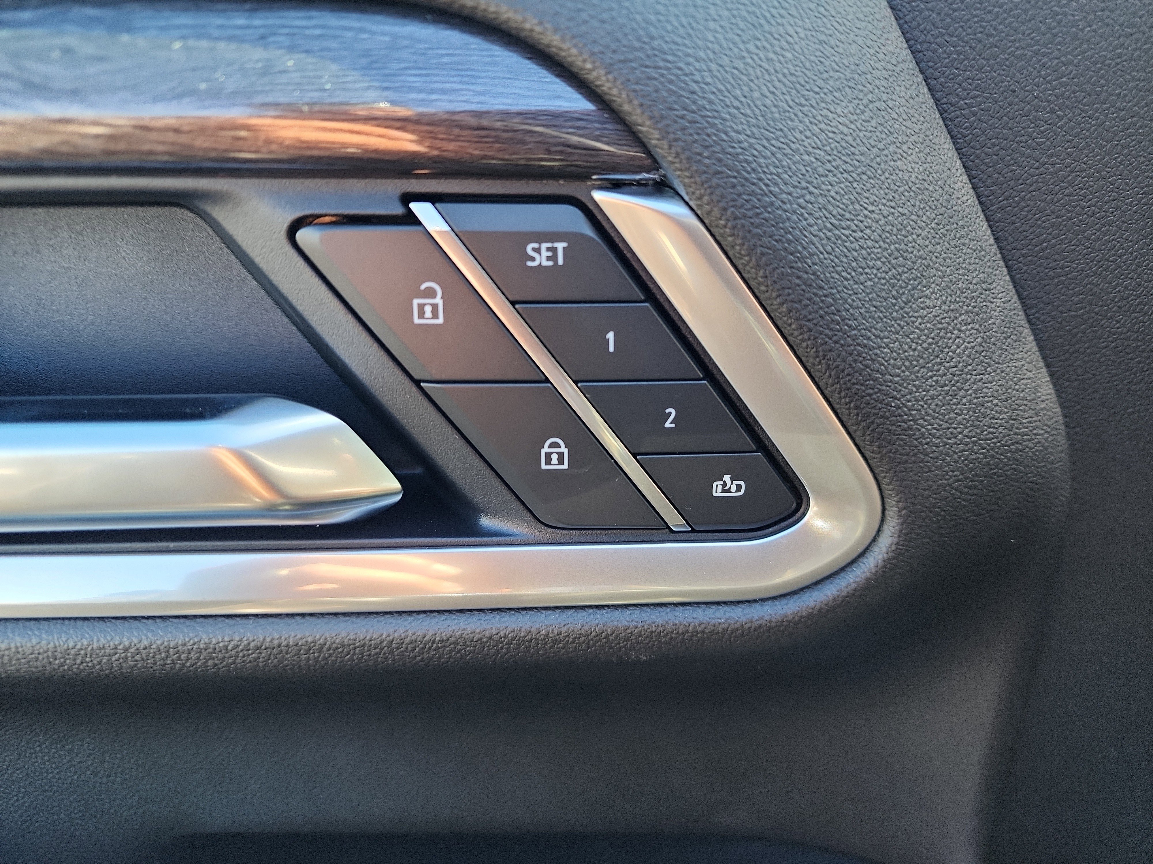 New 2026 Chevrolet Silverado 2500 LTZ w/ LTZ Convenience Package image 13