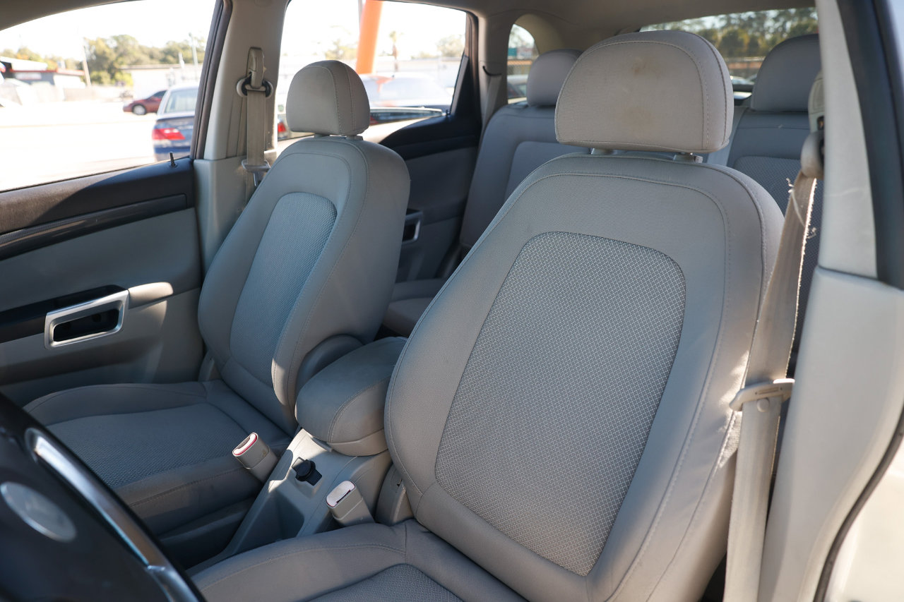 Used 2009 Saturn Vue XR image 6