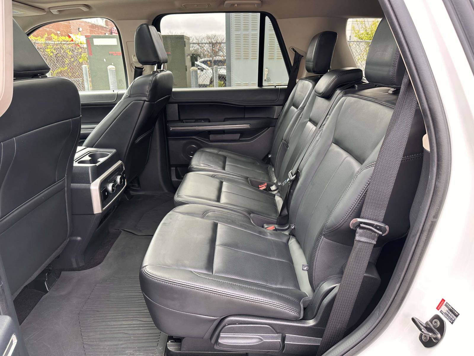 Used 2022 Ford Expedition XLT AWD/4WD image 14