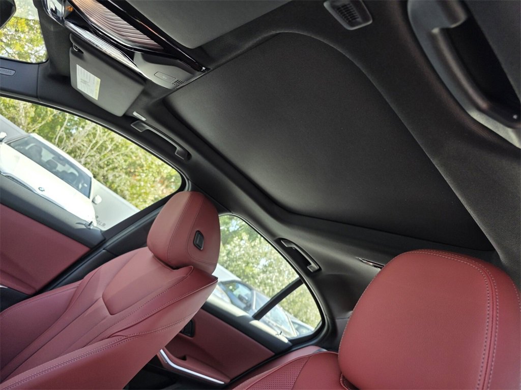 New 2026 BMW 330i Sedan w/ M Sport Package image 9