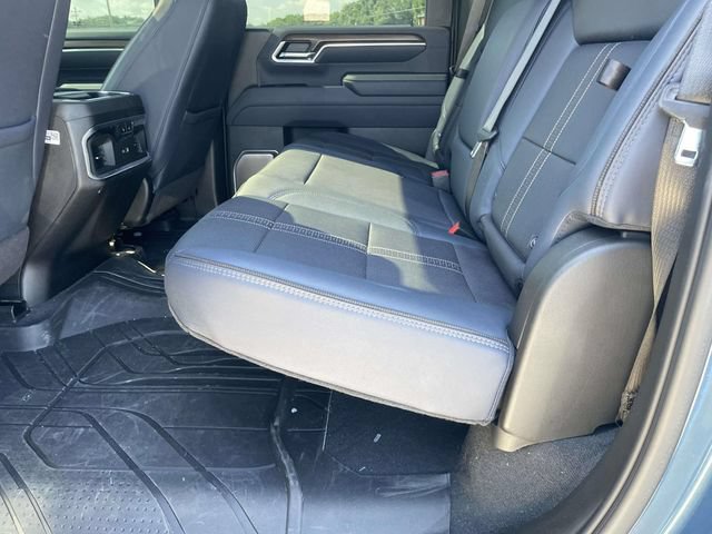 Used 2025 Chevrolet Silverado 3500 High Country w/ Technology Package AWD/4WD image 12