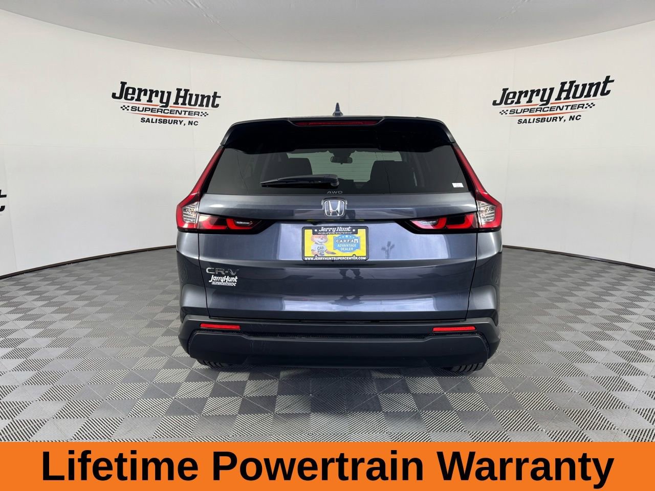 Used 2025 Honda CR-V EX image 9