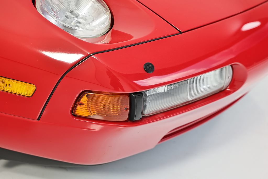 Used 1994 Porsche 928 GTS RWD image 21