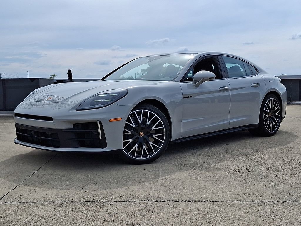 New 2026 Porsche Panamera 4