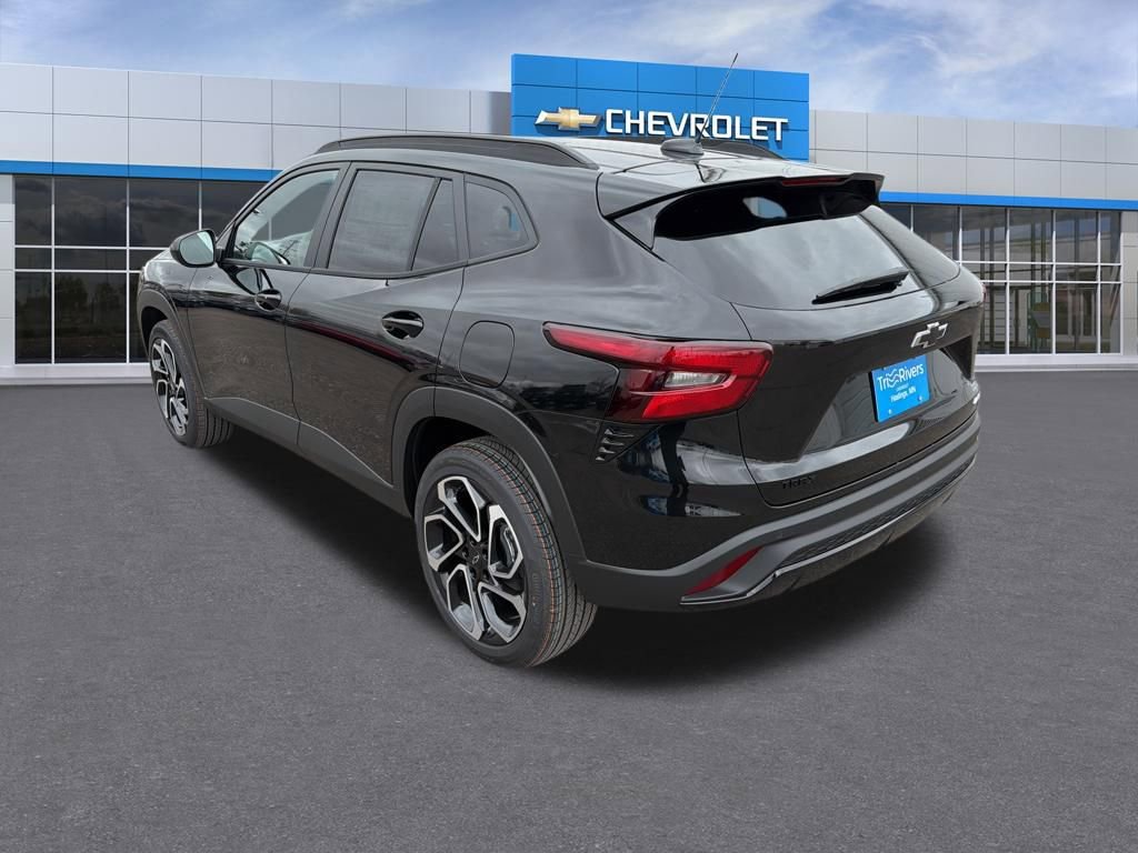 New 2026 Chevrolet Trax RS w/ Driver Confidence Package FWD image 3
