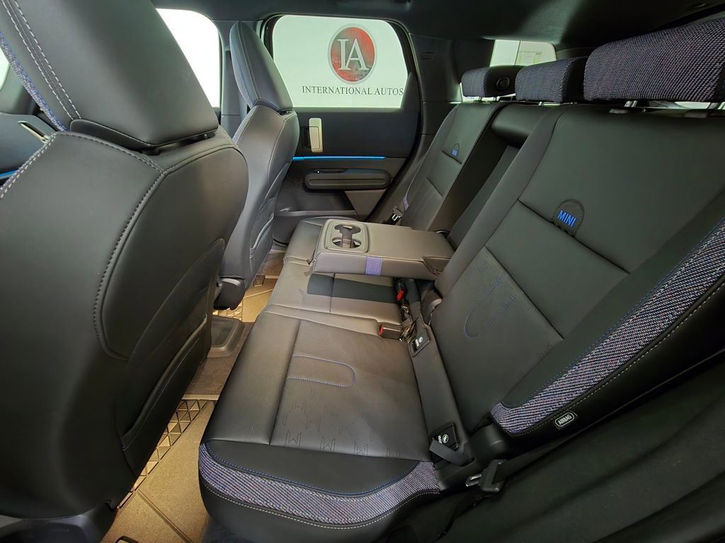 Used 2026 MINI Cooper Countryman S w/ Comfort Package Max image 14