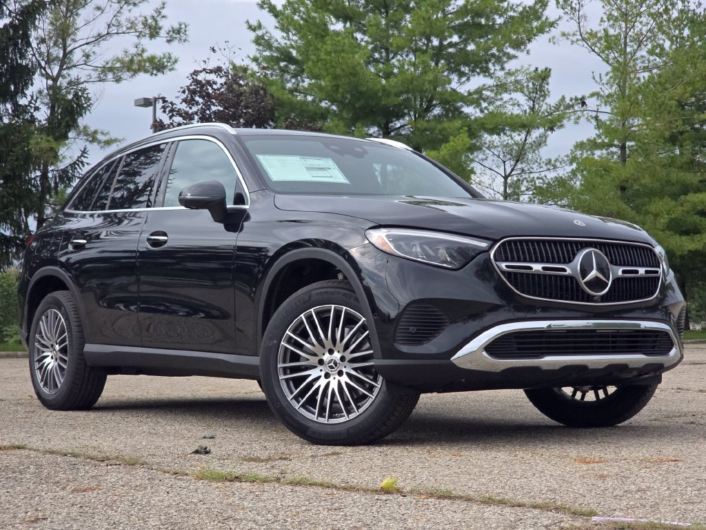 New 2027 Mercedes-Benz GLC 300 4MATIC image 2