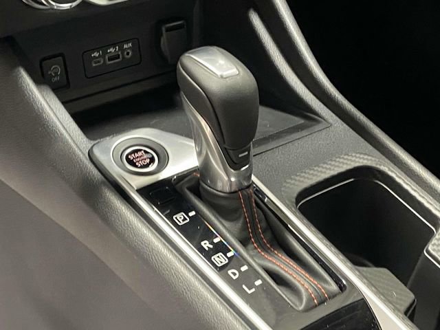 Used 2025 Nissan Sentra SR image 16