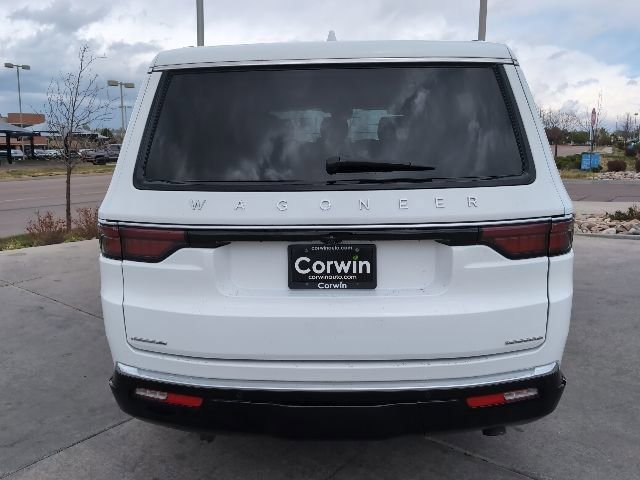 Used 2023 Jeep Wagoneer L Series III w/ Premium Group I AWD/4WD image 8
