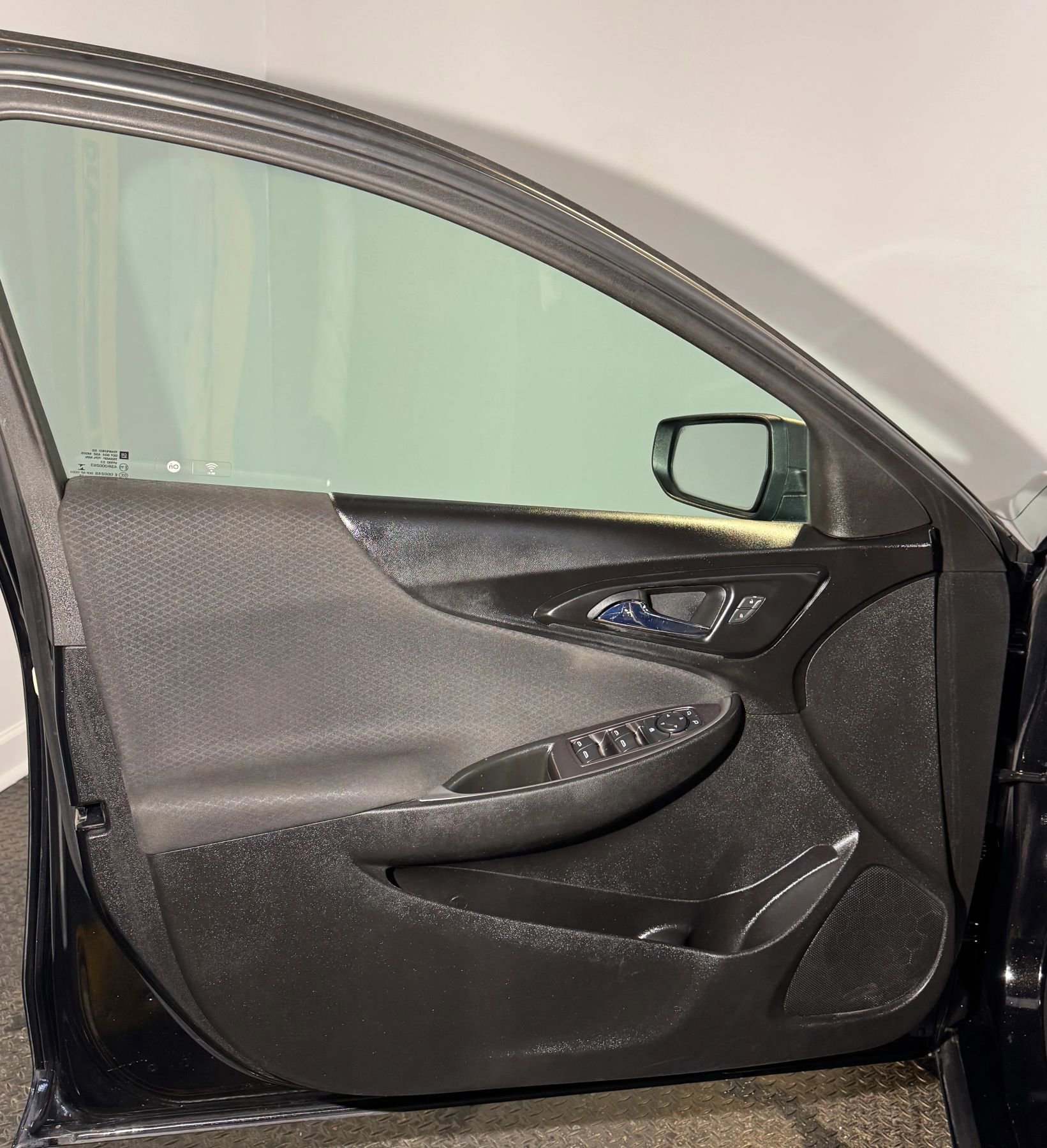 Used 2019 Chevrolet Malibu RS FWD image 12