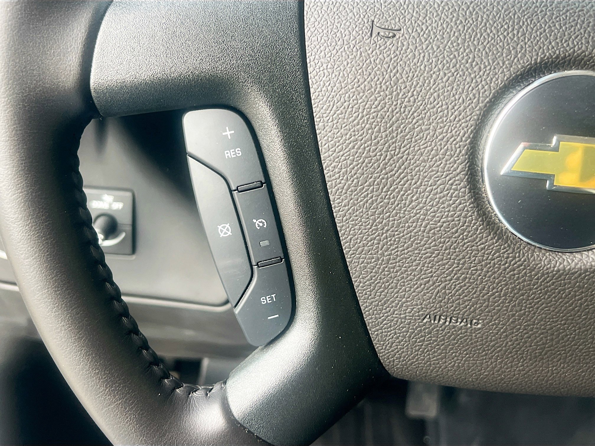 Used 2022 Chevrolet Express 3500 w/ Power Convenience Package RWD image 18