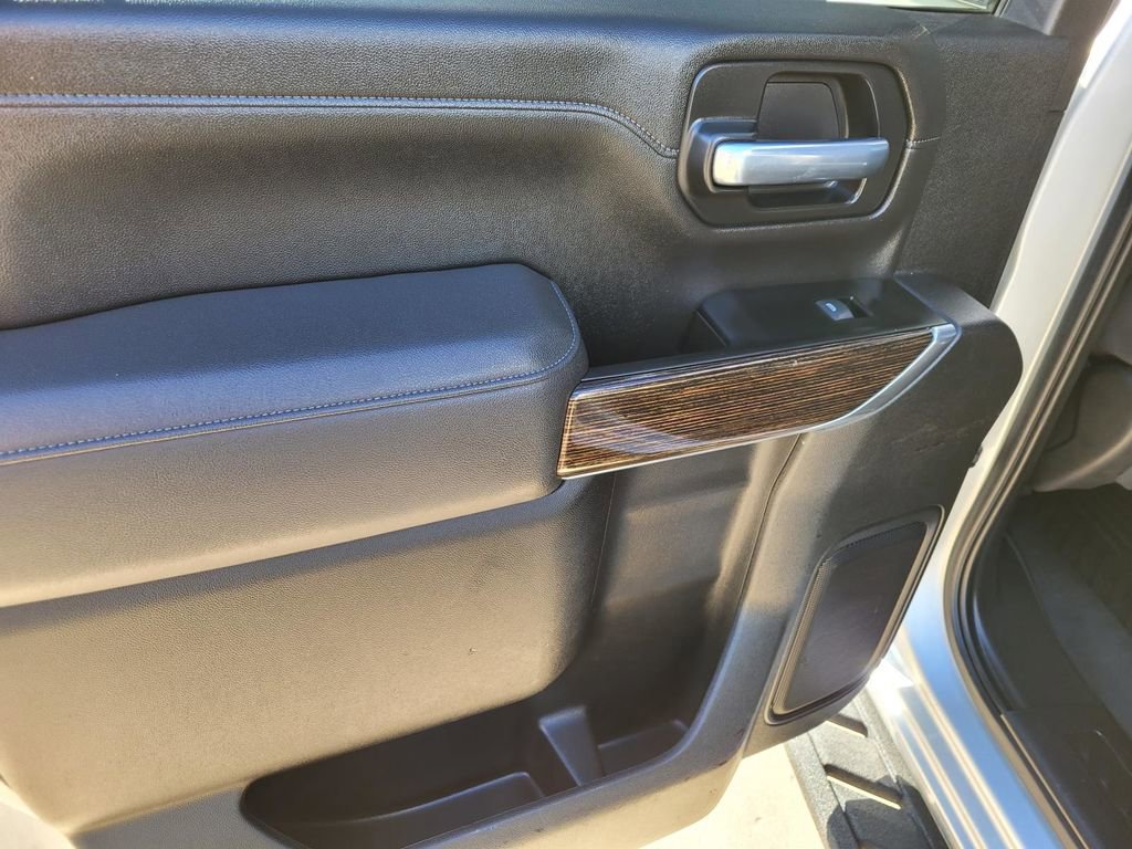 Used 2023 GMC Sierra 2500 SLE w/ SLE Value Package; image 14