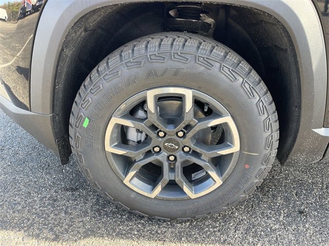 New 2026 Chevrolet Equinox ACTIV w/ Convenience Package III image 10