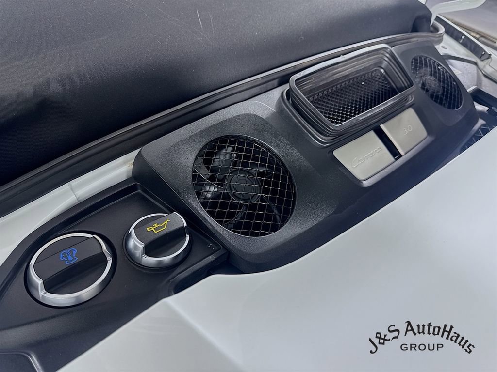 Used 2017 Porsche 911 Carrera image 39