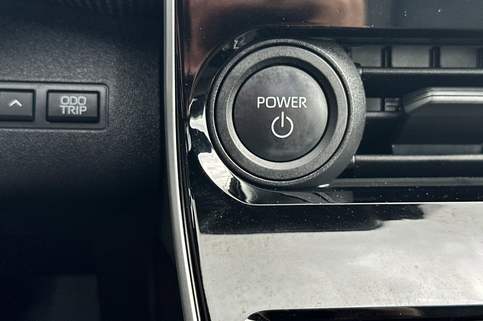 Certified 2023 Toyota bZ4X XLE image 21