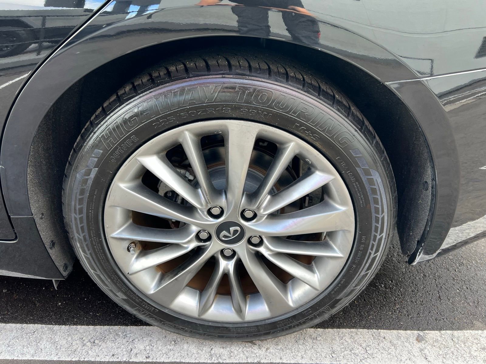 Used 2019 INFINITI Q50 Luxe w/ Essential Package (3.0T Luxe) image 14