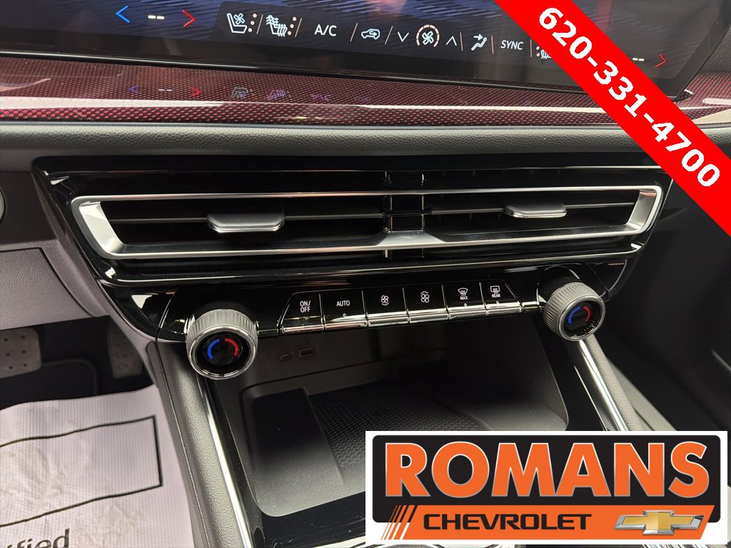 New 2026 Chevrolet Traverse RS image 16