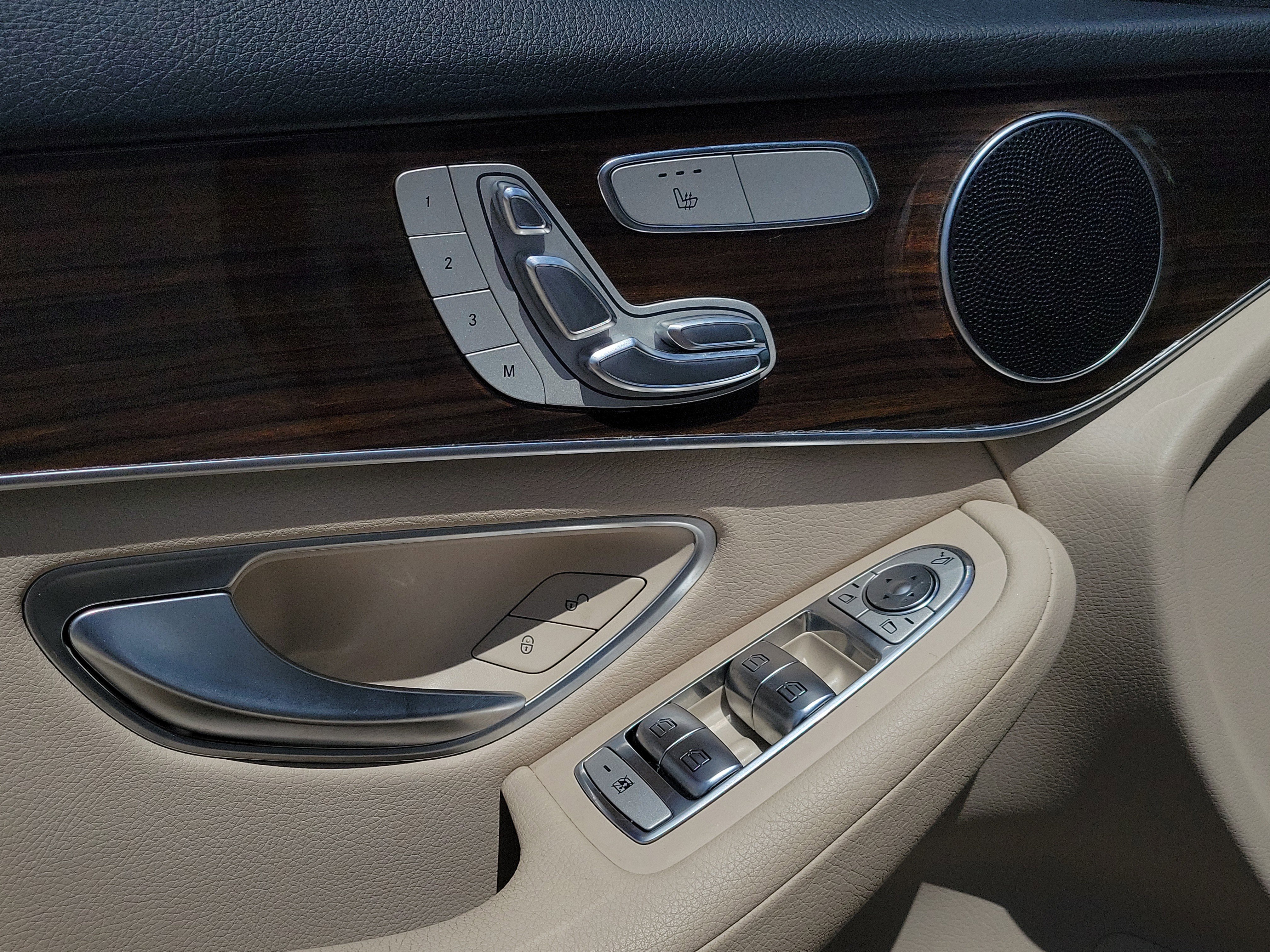 Certified 2021 Mercedes-Benz GLC 300 image 20