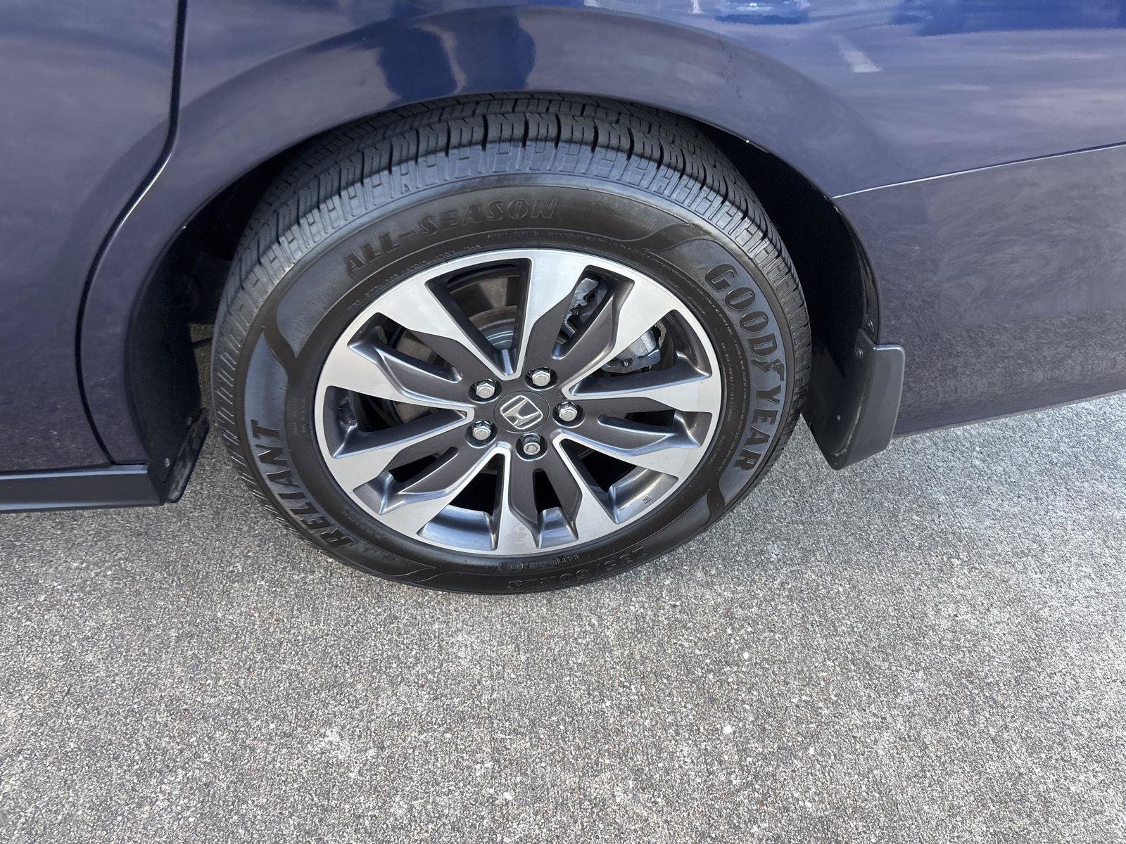 Used 2022 Honda Odyssey EX-L image 22
