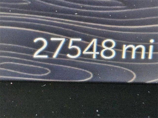 Used 2023 Jeep Grand Cherokee Limited image 23