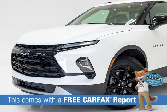 Used 2024 Chevrolet Blazer LT w/ Convenience Package FWD image 2