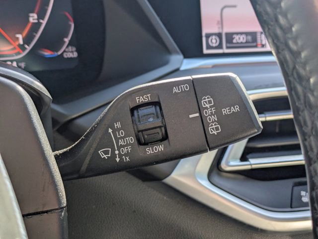 Used 2021 BMW X7 M50i image 31