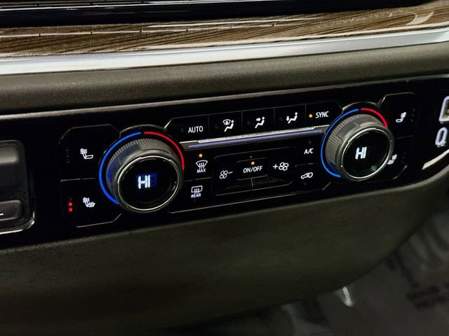 Used 2024 Chevrolet Silverado 3500 LT w/ Convenience Package image 19