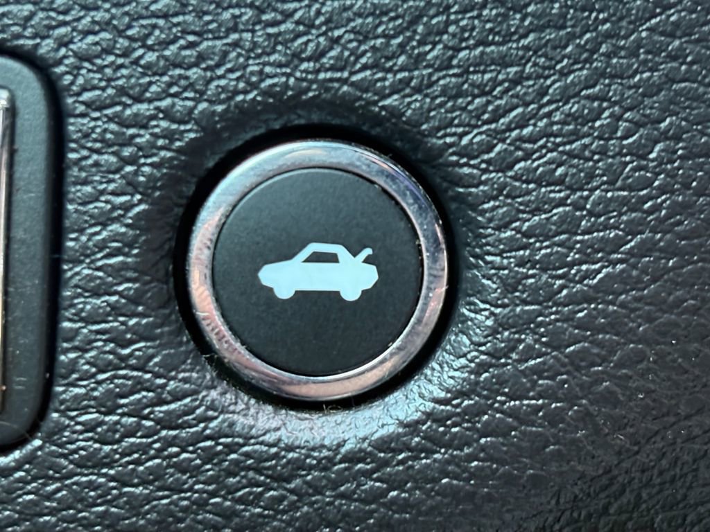 Used 2020 Dodge Charger GT RWD image 9