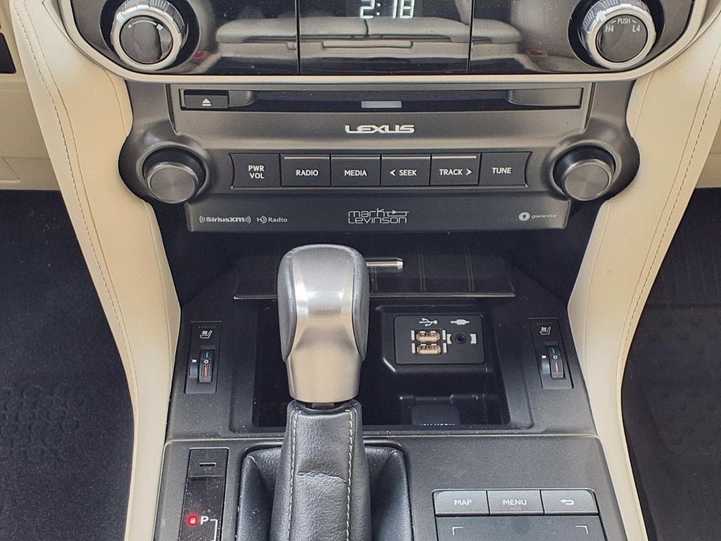 Used 2023 Lexus GX 460 Premium w/ Accessory Package AWD/4WD image 19